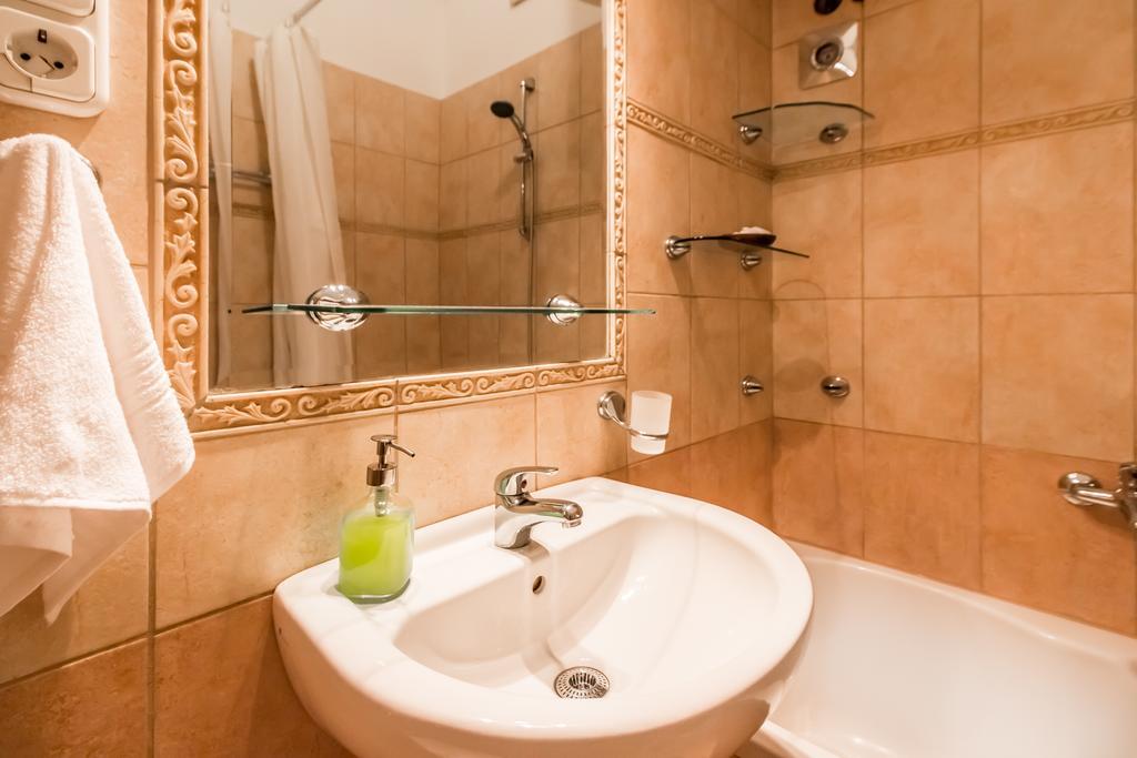 Bpr Joker Apartment Budapest Exterior photo